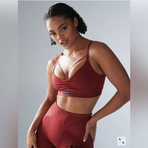 Savage x Fenty Curve Alert Medium-Impact Sports Bra
